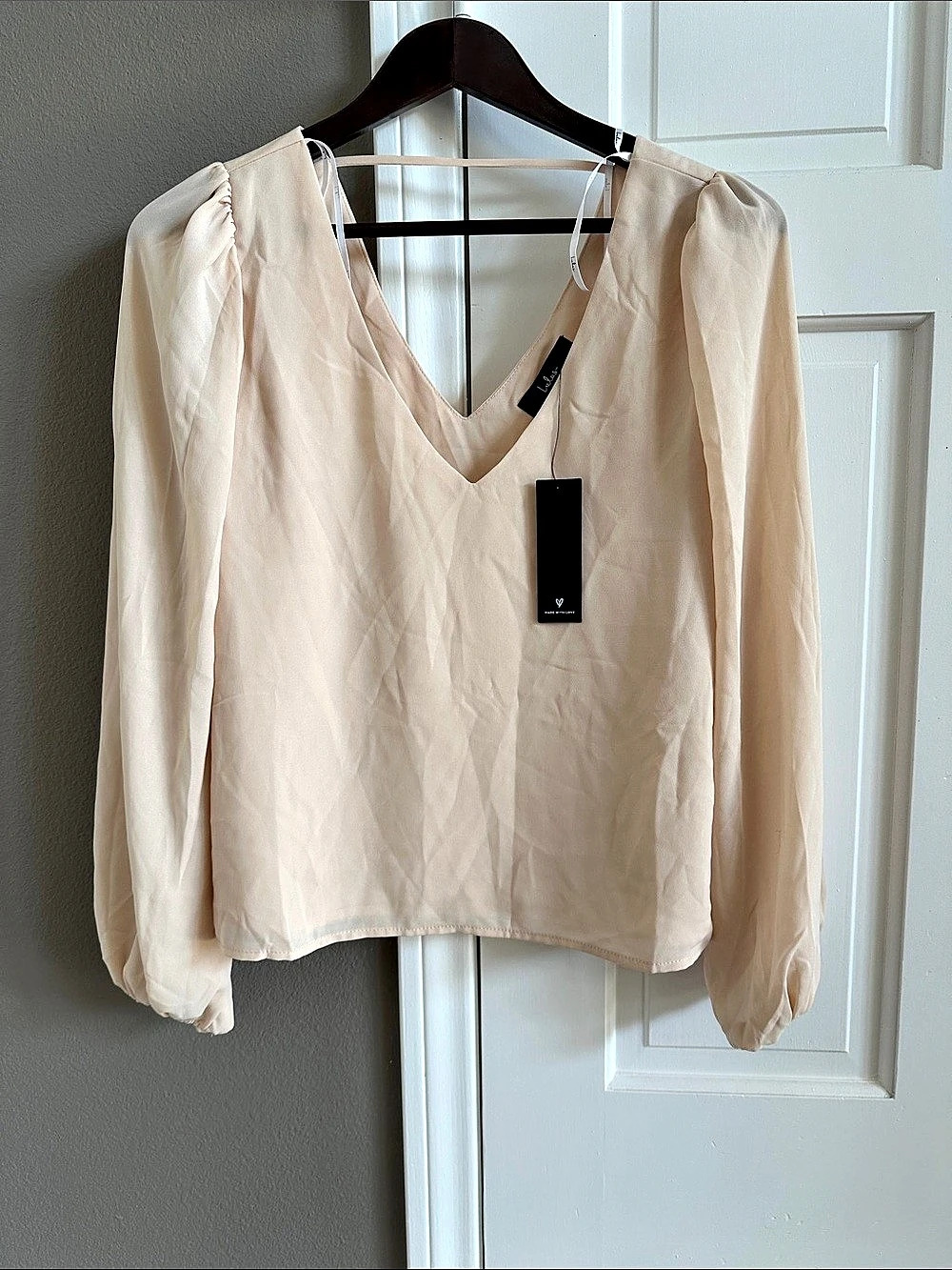 V-Neck Puff Sleeve Blouse in Cream Size XS NWT